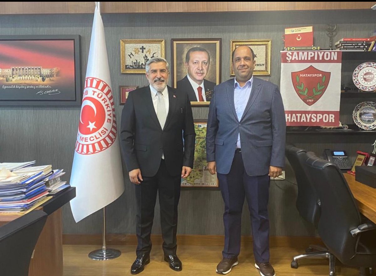 AK parti 8. Olağan Büyük Kongresinde MKYK üyeliğine seçilen ve Sayın Cumhurbaşkanımızın tensipleriyle Kültür Sanat Politikalarından Sorumlu Genel Başkan Yardımcılığına atanan kıymetli Hatay Milletvekilimiz Sayın Hüseyin Yayman vekilimizi tebrik ediyor, görevinde  başarlr diliyorm