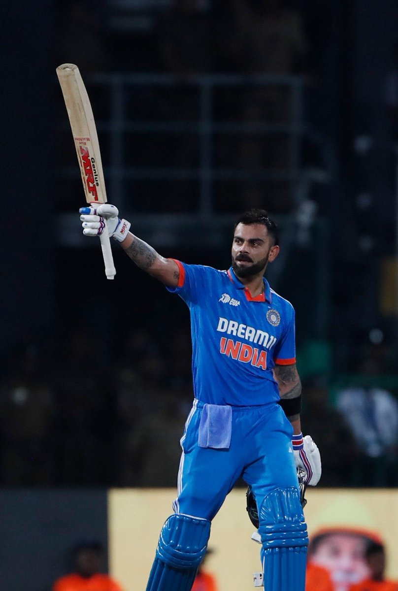Bindas_kishn_jaat_ Jnvu (@bindasjnvu) on Twitter photo #INDvsPAK
India won by 6 wickets ...
100* comes up for King kohli (<a href="/imVkohli/">Virat Kohli</a> ) 🥰😍❣️❤️🩹😀
भारत v/s पाकिस्तान मैच हो और किंग के बल्ले से धमाका ना हो एसा हो नहीं सकता है....
#INDvsPAK
#ChampionsTrophy2025 #ChampionsTrophy #INDvsPAK
India won by 6 wickets ...
100* comes up for King kohli (<a href="/imVkohli/">Virat Kohli</a> ) 🥰😍❣️❤️🩹😀
भारत v/s पाकिस्तान मैच हो और किंग के बल्ले से धमाका ना हो एसा हो नहीं सकता है....
#INDvsPAK
#ChampionsTrophy2025 #ChampionsTrophy