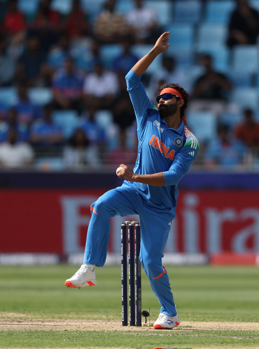 दुबई से फिर आया पैगाम, भारत ने पाकिस्तान को पटखनी देकर जीत को दिया अंजाम।

चैंपियंस ट्रॉफी में पाकिस्तान को 6 विकेट से करारी शिकस्त देने पर भारतीय क्रिकेट टीम को हार्दिक बधाई एवं शुभकामनाएं।

टीम INDIA पर हिंदुस्तानियों को गर्व है। टीम इंडिया चैंपियंस ट्रॉफी जीते, ऐसी शुभेच्छा