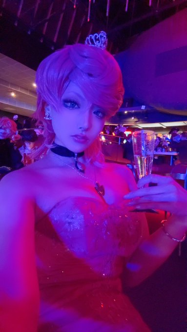 Twitterのコスプレ画像4