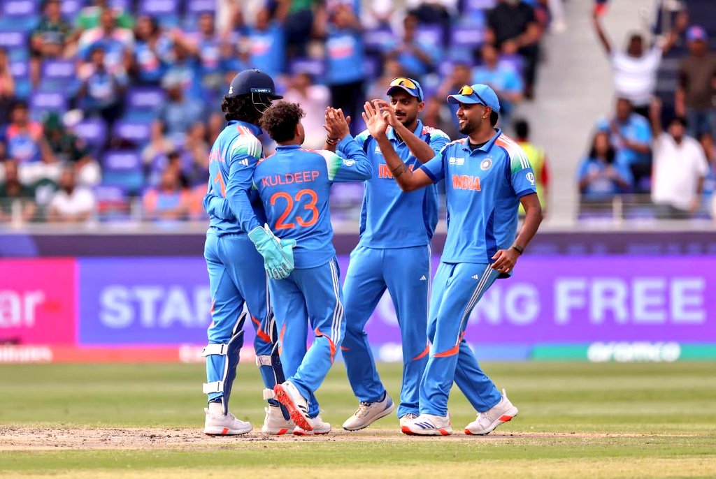 भारत बनाम पाकिस्तान #ChampionsTrophy2025 में चिर प्रतिद्वंद्वी पाकिस्तान को पराजित करके भारतीय टीम ने उदाहरण प्रस्तुत किया है कि; यदि आत्मविश्वास, धैर्य और टीम भावना हो, तो जीत अवश्यंभावी है।

टीम इंडिया की जीत पर क्रिकेट प्रेमियों  व देशवासियों को बधाई। जय हिन्द।
#INDvsPAK