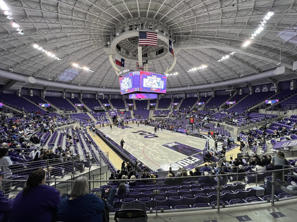 Top 20 matchup this morning in Fort Worth. No. 10 <a href="/tcuwbb/">TCU Women’s Basketball</a> hosts No. 17 <a href="/WVUWBB/">WVU Women's Basketball</a> at 11 on <a href="/KTCUTheChoice/">KTCU 88.7 The Choice</a> or here: radio.net/s/ktcutx #GoFrogs