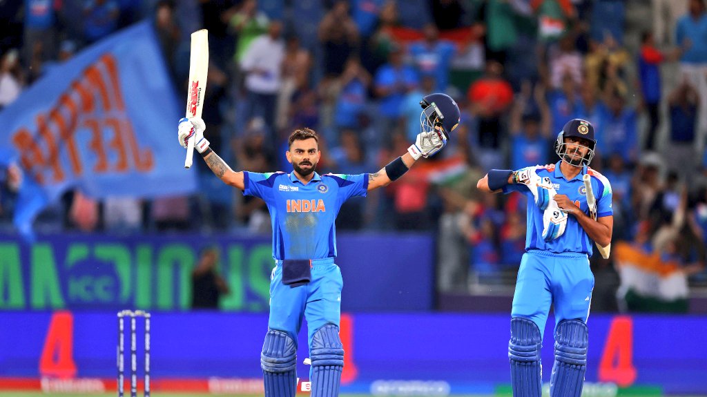 Anuragkotnala2's tweet image. शानदार जीत! 🇮🇳

भारतीय क्रिकेट टीम ने एक बार फिर अपना दम दिखाते हुए पाकिस्तान को हराया है! 

शानदार खेल और जज़्बे के लिए पूरी टीम को बधाई। जय हिंद! 

#ChampionsTrophy | #INDvsPAK