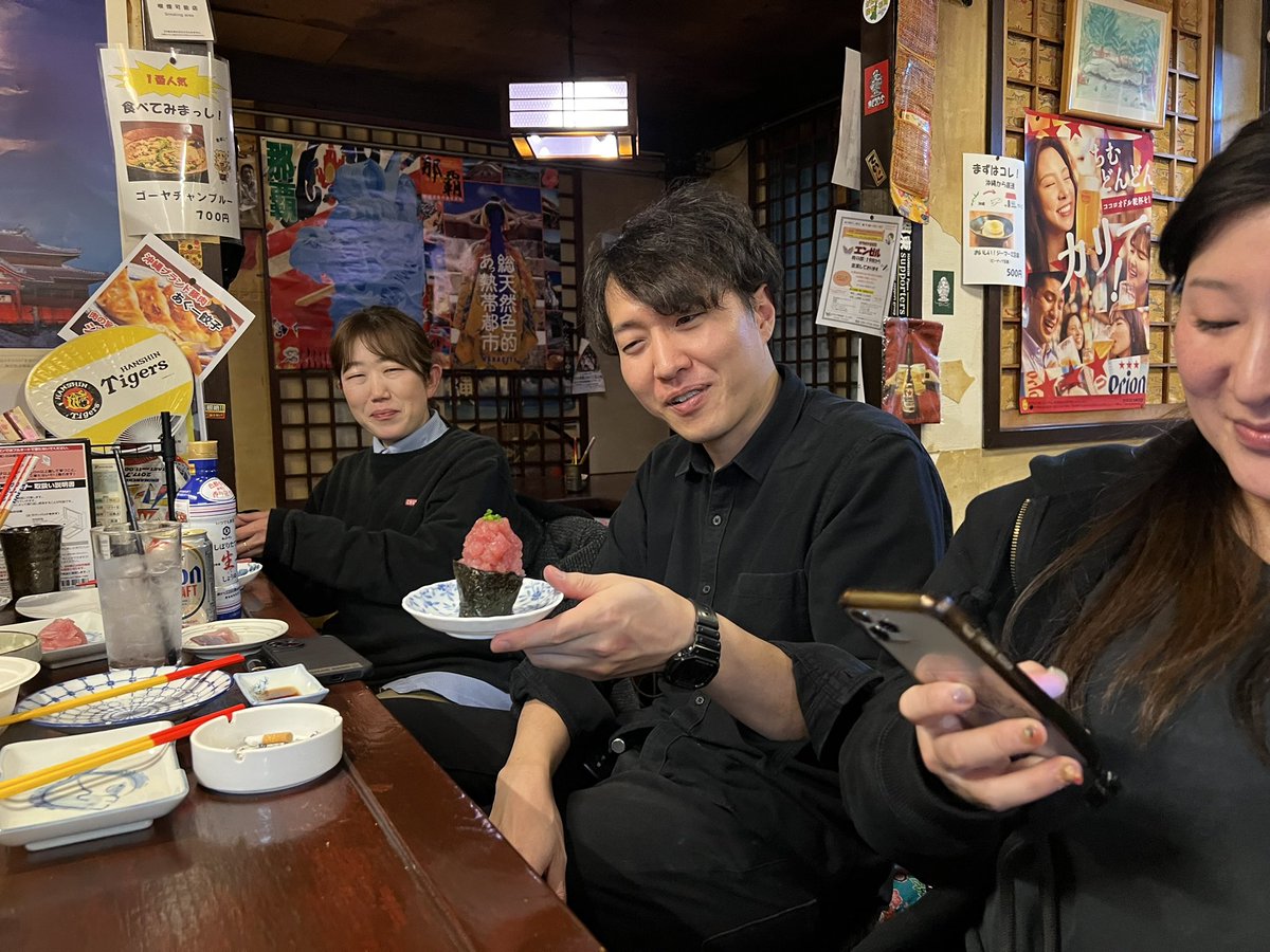 マグロ祭するからおいで～って言われてフラフラ言ったら解体ショー始まってビックリした笑
一生分のマグロ食った気がする笑