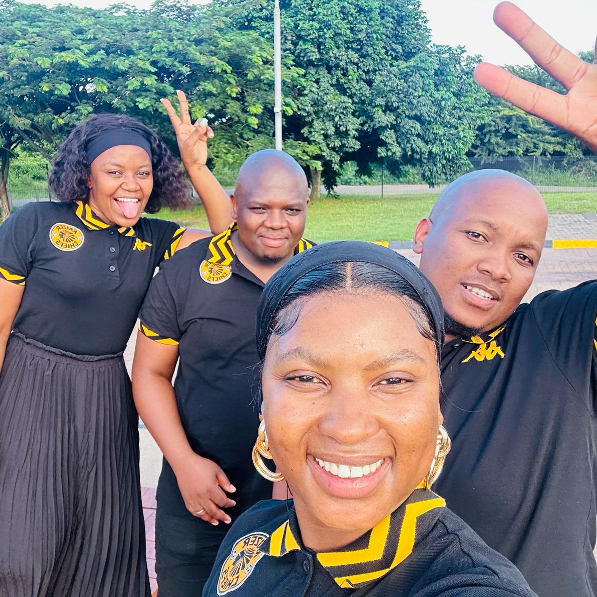 LadyMyzuzu's tweet image. Durban 🔥 🔥 🔥
Hello Pretoria we are coming ✌️ ✌️ ✌️