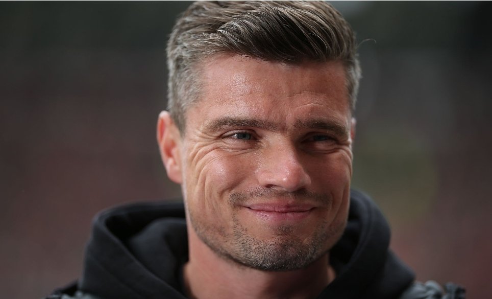 Robert Klauß wenn der Gegner nicht Olympichaos Bieräus im Intertoto-Cup ist.