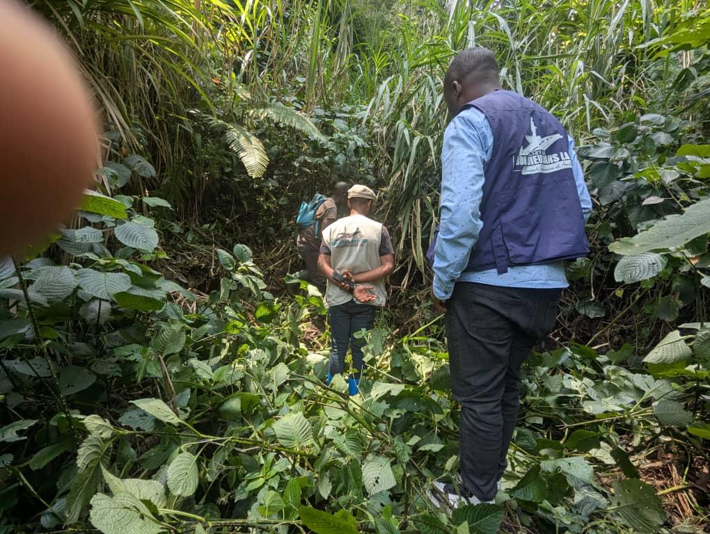 BDRint_RDC's tweet photo. Sur terrain ca bouge!😎🚀 avec Bon Dieu dans la Rue @BDRint_RDC 
ACTIVITES
📍à kisheke 1 : source trop basse...on repense tout!
➡️plan B : Kibira✅21 jours et l'eau coule!
📌Bladders : on a trouvé les spots parfaits! 🦾
les defis  les transforment en solution!✅

@_BDRint_RDC https://t.co/qmB4MqTepq