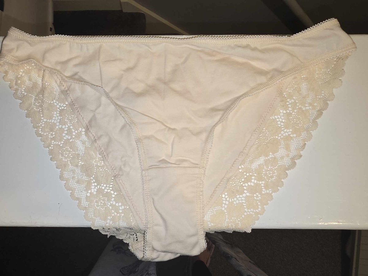 Stephanie Burrage (@sirssprinkles) on Twitter photo 4 pairs of panties I have available. All £5 with 24-hour wear. Can do extras for £5 more, including extra wear. Message me on here or on telegram @sirssprinkes #panties #dirtyknickers #used #usedpanties #usedknickers #bargain 4 pairs of panties I have available. All £5 with 24-hour wear. Can do extras for £5 more, including extra wear. Message me on here or on telegram @sirssprinkes #panties #dirtyknickers #used #usedpanties #usedknickers #bargain