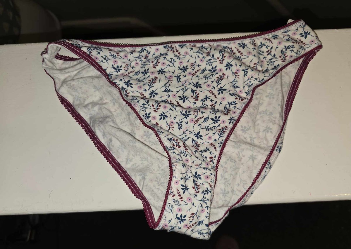 Stephanie Burrage (@sirssprinkles) on Twitter photo 4 pairs of panties I have available. All £5 with 24-hour wear. Can do extras for £5 more, including extra wear. Message me on here or on telegram @sirssprinkles  #panties #used #usedpanties #usedknickers #dirtyknickers #bargain 4 pairs of panties I have available. All £5 with 24-hour wear. Can do extras for £5 more, including extra wear. Message me on here or on telegram @sirssprinkles  #panties #used #usedpanties #usedknickers #dirtyknickers #bargain