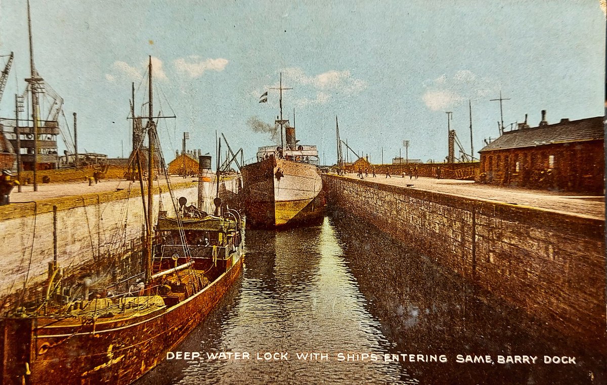 Victorian Barry Experience tweet media