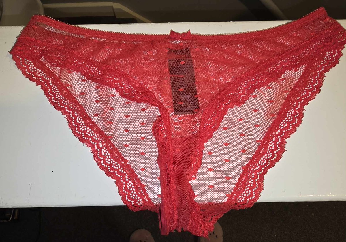 Stephanie Burrage (@sirssprinkles) on Twitter photo 4 pairs of panties I have available. All £5 with 24-hour wear. Can do extras for £5 more, including extra wear. Message me on here or on telegram @sirssprinkles #used #usedpanties #dirtypanties #dirty #dirtyknickers #bargain 4 pairs of panties I have available. All £5 with 24-hour wear. Can do extras for £5 more, including extra wear. Message me on here or on telegram @sirssprinkles #used #usedpanties #dirtypanties #dirty #dirtyknickers #bargain