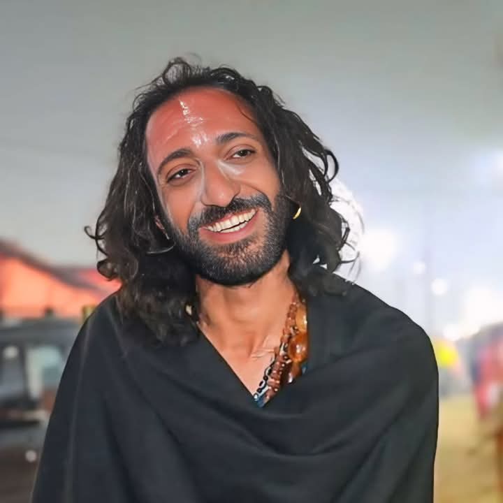 ShakilLal3's tweet photo. IIT बाबा की 
भविष्यवाणी के लिए दो शब्द? https://t.co/glh3ixvPWM