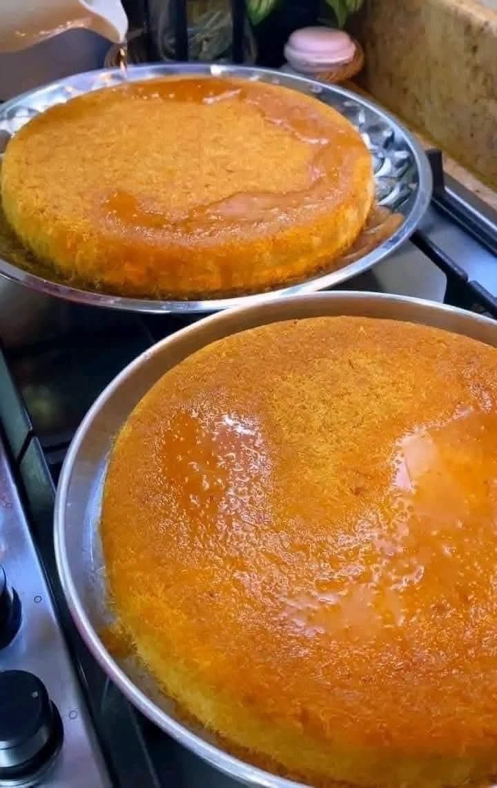 الكنافة  المصرية بتاعتنا بالسمنة البلدي هي احلي. كنافة في العالم لاتقولي نابلسي  ولا بالجنبة  ولا بالمانجا لا بالكريمة ولا كل الافتاكاسات دي