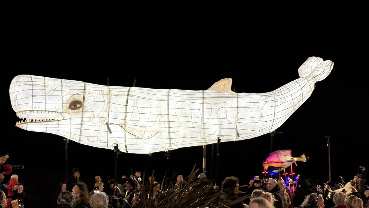 WeLoveMorecambe's tweet photo. We couldn’t resist one final look at the Baylight Whale on its return journey in the Magical Parade ❤️

#Baylight25 https://t.co/6ByxRKNTJK