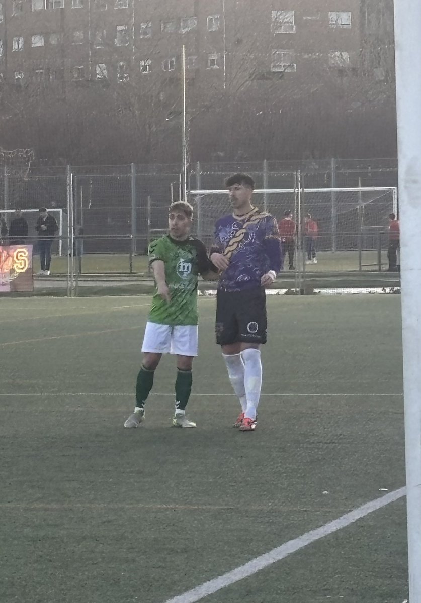 Isma vuelve a los terrenos de juego después de 10 meses de su grave lesión de rodilla.💪🏻💪🏻💚💚⚽️⚽️