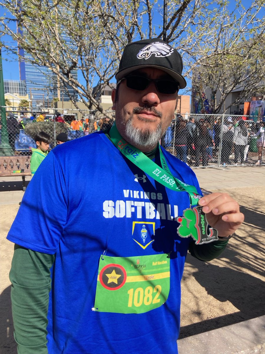 Ivan Cedillo (@ivancedillovc) on Twitter photo 13.1 Today repping the Super Bowl Champs <a href="/Eagles/">Philadelphia Eagles</a> and <a href="/NPUSoftball/">NPU Softball</a>! Can’t see them but also repping <a href="/VassarBaseball/">Vassar Baseball</a> shorts! <a href="/AbbyContreras24/">Abby Contreras</a> 13.1 Today repping the Super Bowl Champs <a href="/Eagles/">Philadelphia Eagles</a> and <a href="/NPUSoftball/">NPU Softball</a>! Can’t see them but also repping <a href="/VassarBaseball/">Vassar Baseball</a> shorts! <a href="/AbbyContreras24/">Abby Contreras</a>