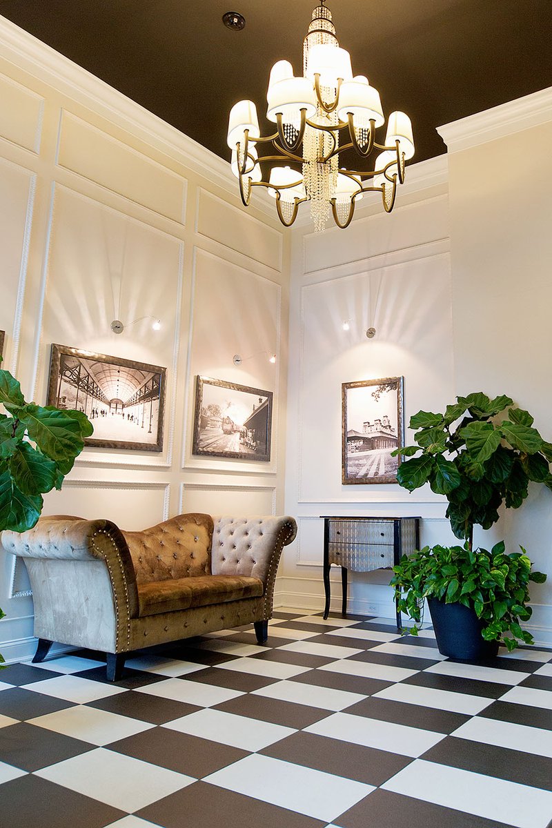 One of our favorite days has arrived - #NationalTileDay! 🀩 We love tile because it's such a versatile material. From ceilings to floors, in bathrooms and entryways, tile is always present 🀡

🛠️ Adirondack Radiology Associates / Saratoga Market Center