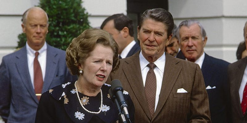 LizbethCaro07's tweet photo. La llamada 4T: Cuando cese el ruido, será el turno de los historiadores. Lo más doloroso de nuestro neoliberalismo ha sido que "se renovaron y extremaron los mecanismos de explotación y exclusión que acercan y separan a los mexicanos.
Ensayo a continuación.. https://t.co/Gy8RCbm8p6
