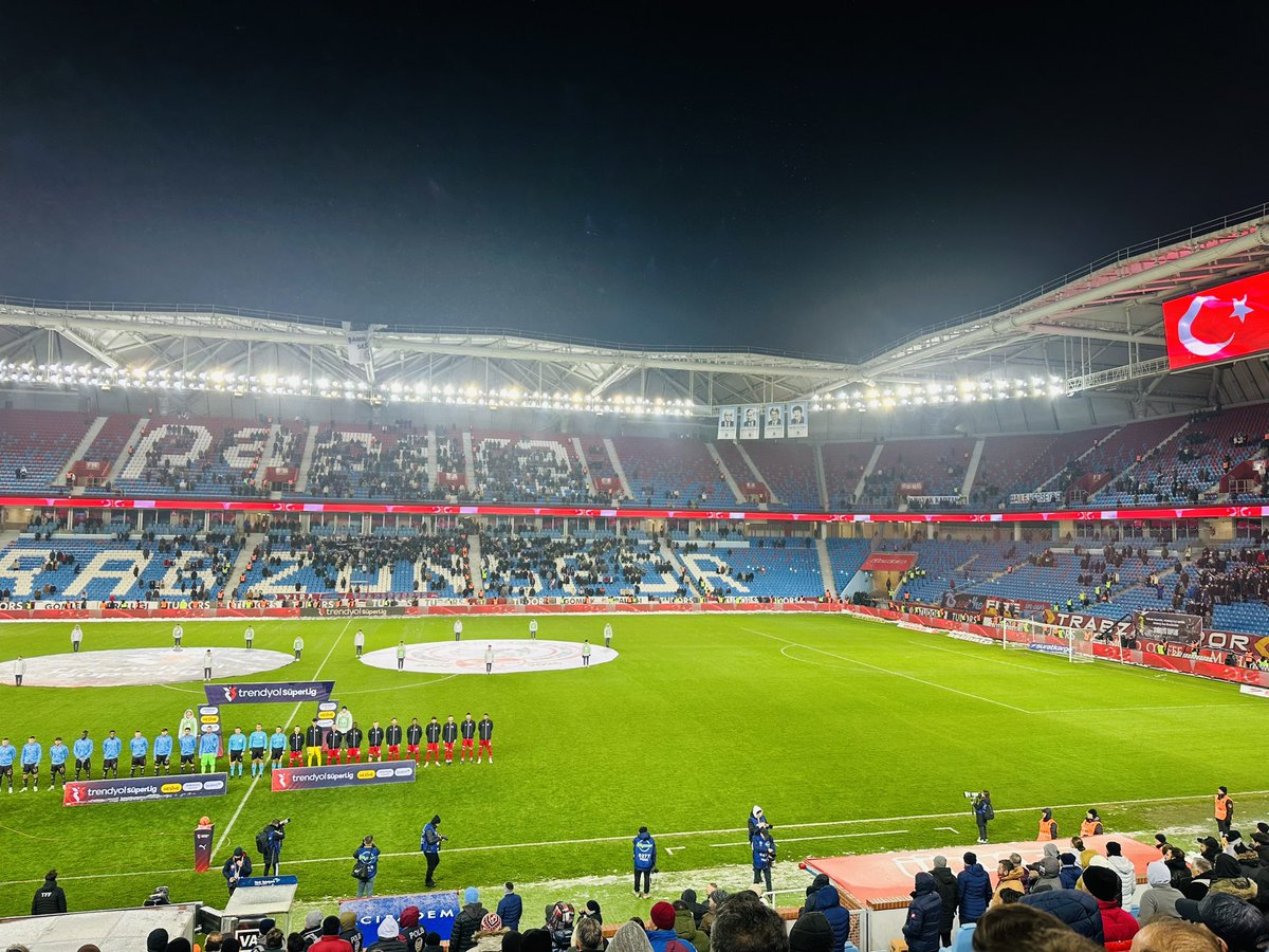 Mimar Hatice Öztürk (@mimhaticeozturk) on Twitter photo ❤️💙 KAR KIŞ FIRTINA DEMEDEN HERZAMAN PEŞİNDEYİZ🧿 BAŞARILAR TRABZONSPORUM🙏 <a href="/Trabzonspor/">Trabzonspor</a> #Trabzonspor <a href="/HasanOzturk_061/">Hasan Öztürk</a> <a href="/PaparaPark/">Papara Park</a> ❤️💙 KAR KIŞ FIRTINA DEMEDEN HERZAMAN PEŞİNDEYİZ🧿 BAŞARILAR TRABZONSPORUM🙏 <a href="/Trabzonspor/">Trabzonspor</a> #Trabzonspor <a href="/HasanOzturk_061/">Hasan Öztürk</a> <a href="/PaparaPark/">Papara Park</a>
