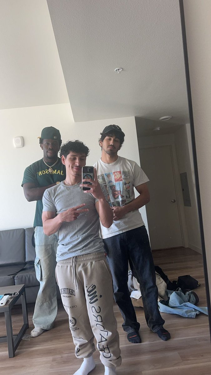 Young stars on the rise 👆🏽 💫
<a href="/DamsonJenkins/">DAMSON JENKINS</a> 
<a href="/JayRawc/">Jay Raw</a>