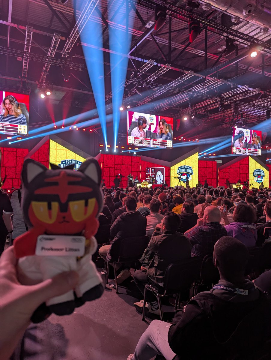 PokemonProfAdam's tweet image. Dad?
@playpokemon