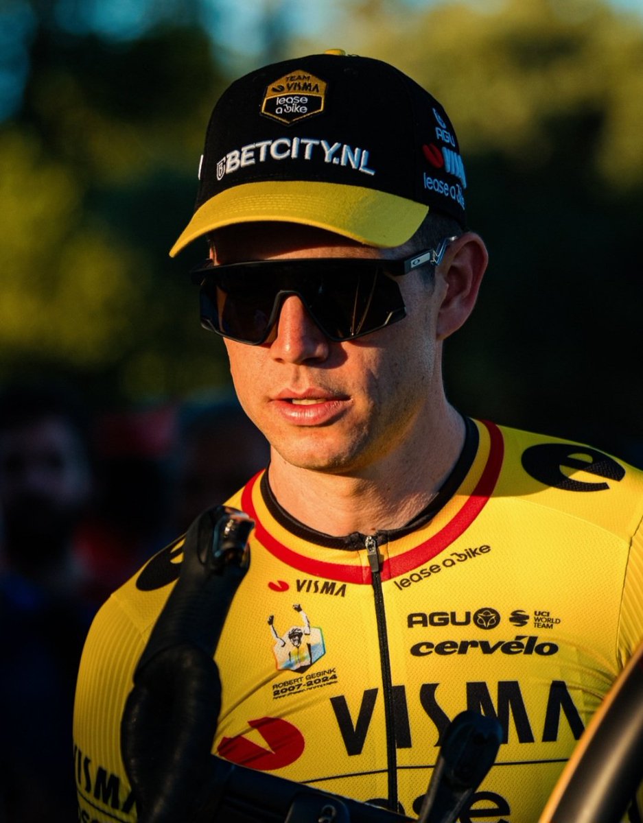 LeCyclismebelge's tweet image. Wout Van Aert 🇧🇪 finit 2e MAIS il devance TOUS LES SPÉCIALISTES du chrono ⏱️:

🥈 Van Aert 🇧🇪 28min 36sec
🥉 Tiberi 🇮🇹 + 3 sec
6e Almeida 🇵🇹 + 19 sec
9e Van Wilder 🇧🇪 + 27 sec
12e Roglic 🇸🇮 + 38 sec
14e Ganna 🇮🇹 + 40 sec
30e Kung 🇨🇭 + 1min 11 sec

MONSTRUEUX 🤯
#VoltaAoAlgarve