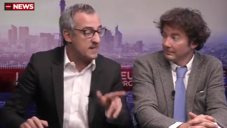 LLP_Le_Vrai's tweet image. En France on est viré des médias : 
Pour une mauvaise blague (#Tex). Pour une blague sur Pascal Praud (#Thoen). Pour une critique d'un criminel de guerre (#Meurice) alors que la justice n'a rien relevé. Ou pour le fait d'être musulman (#Benlazar).
Par contre si tu appelles à…