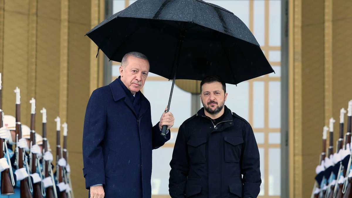clashreport's tweet photo. Zelensky says Turkey is a key security guarantor for Ukraine.

 “When it comes to security guarantees, I told my partners—we must rely on Turkey and President Erdogan. Why? 

Because what truly matters is who is ready to commit real numbers—actual troops, military ships.” https://t.co/HgNoALPWev