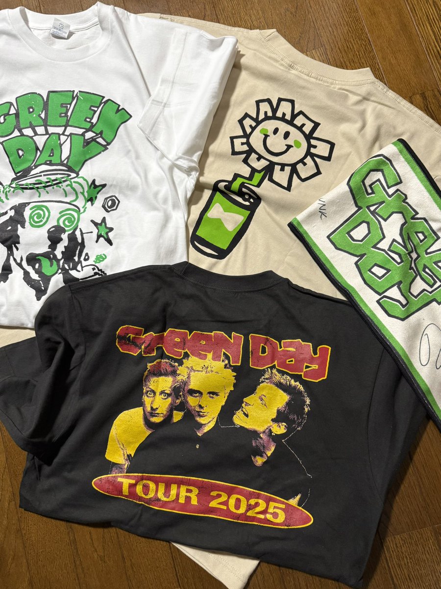 13kazuya13xx's tweet photo. GREEN DAY Japn tour 2025

Feb.21, 2025 osaka-jo hall 🇯🇵

OSAKA‼️🇯🇵🏯❤️‍🔥

もうとにかく楽しかった😆
GREEN DAYのセトリは家宝です✨

#GreenDay 
#saviorstour 
#BillieJoeArmstrong #MikeDirnt #TreCool 
#グリーンデイ https://t.co/Ojlak9MGNN