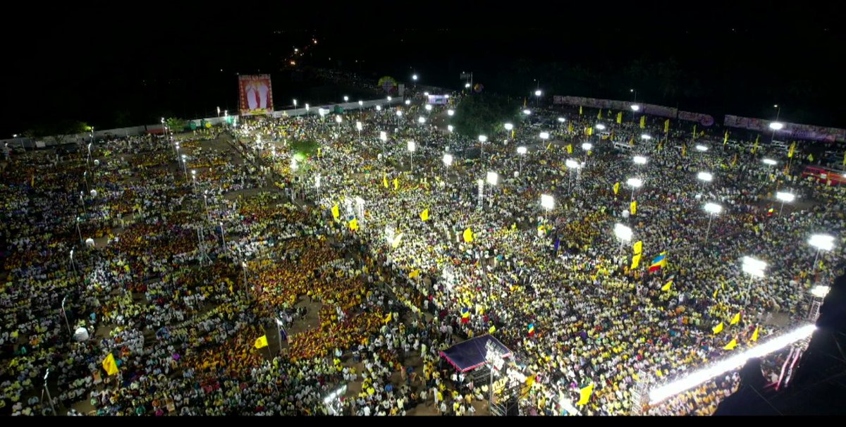 draramadoss's tweet photo. தஞ்சாவூர் மாவட்டம், கும்பகோணத்தையடுத்த தாராசுரத்தில், வன்னியர் சங்கம் மற்றும் பாட்டாளி மக்கள் கட்சி சார்பில் நடைபெற்ற சோழ மண்டல சமய, சமுதாய நல்லிணக்க மாநாட்டில் மருத்துவர் அய்யா அவர்களுடன் பங்கேற்று சிறப்புரையாற்றிய போது.! https://t.co/MReMJt33li