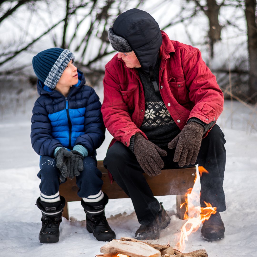 HeatHoldersUSA's tweet photo. Grandkids are on their way over! Be ready for snowman-making, snowball fights, and hanging out by the fire in the cold! Cherish every moment in warmth wearing Heat Holders® socks, accessories, and apparel. 

https://t.co/TuK8QwANVA

#FunSunday #Grandkids #MakingLifeWarmer https://t.co/sX3bLgeK0u