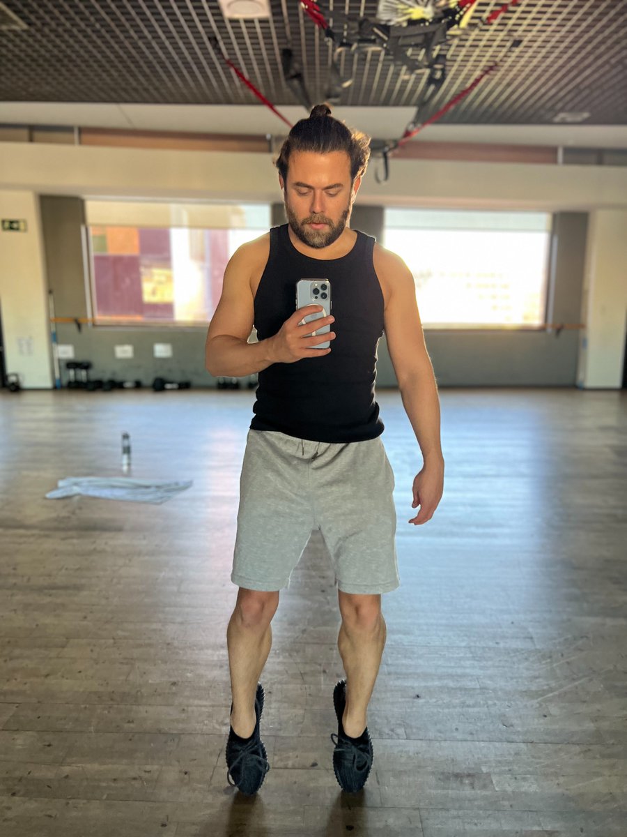 On pointe