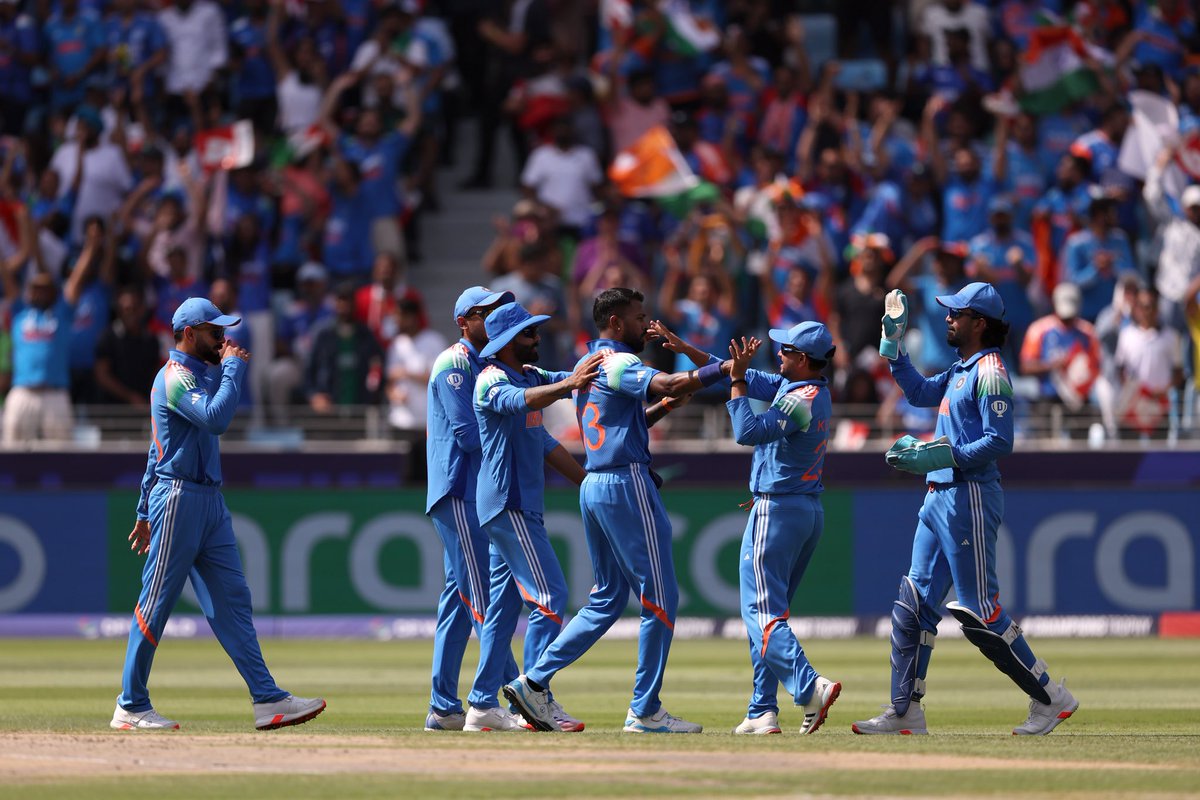 ICC's tweet photo. It was box-office entertainment as Virat Kohli &amp; India delivered a classic #ChampionsTrophy encounter against Pakistan 🤩

#PAKvIND ✍️: https://t.co/O9lMfFTkQy https://t.co/MGvW0YjIkf