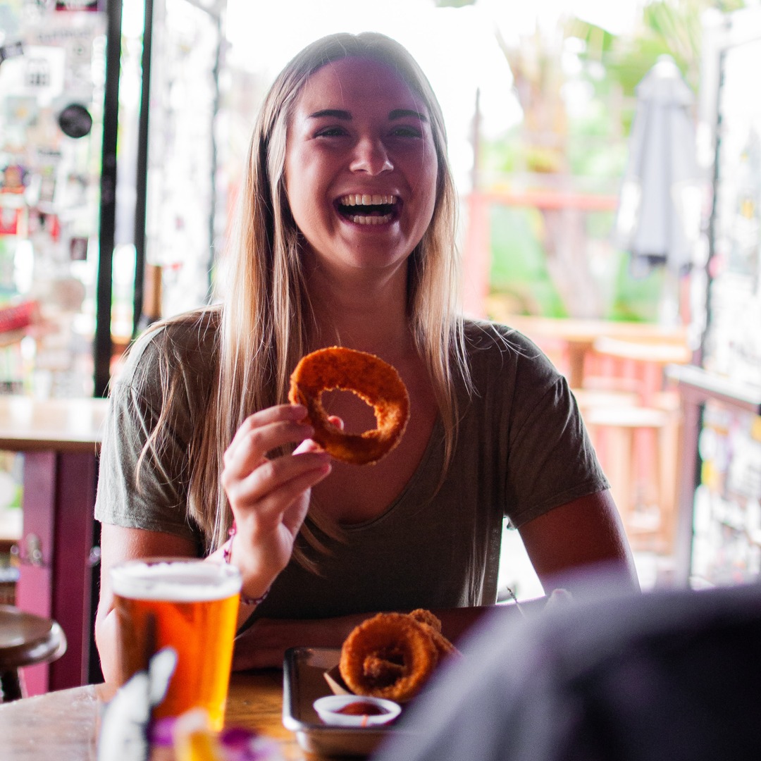 Crispy, golden, and absolutely necessary. One does not simply eat just one. ✨ Meet us at The High Dive for some good eats and a stiff drink!

highdivesd.com/menu-details/#…