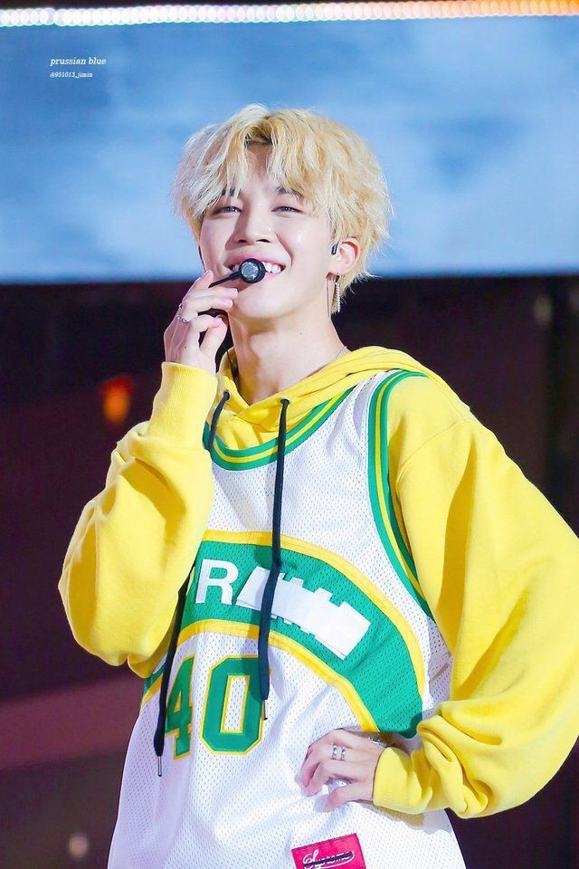 maria40826450's tweet photo. I vote #PJM to the #FandomOfTheYear
I vote #Jimin to the #ArtistOfTheYear
I vote #SGMB to the #CollaborationOfTheYear
I vote #Who by #Jimin to the #SongOfTheYear
I vote #WHO to the #KpopVideoOfTheYear
@DabemePOP https://t.co/xyqCRhC2jT