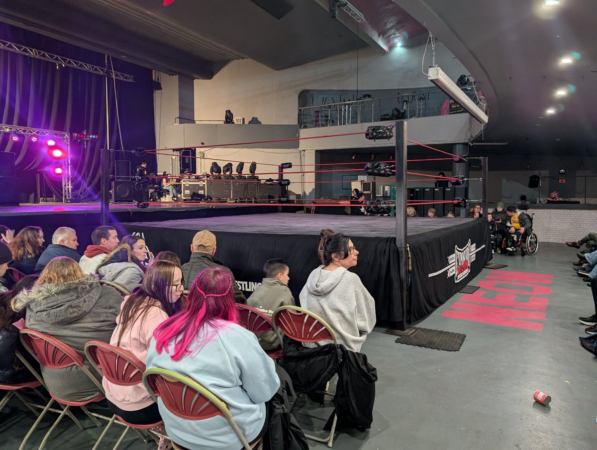 I'm at the Neon in Newport for <a href="/ExpoEnt/">Exposure Wrestling</a>.

Results to follow...