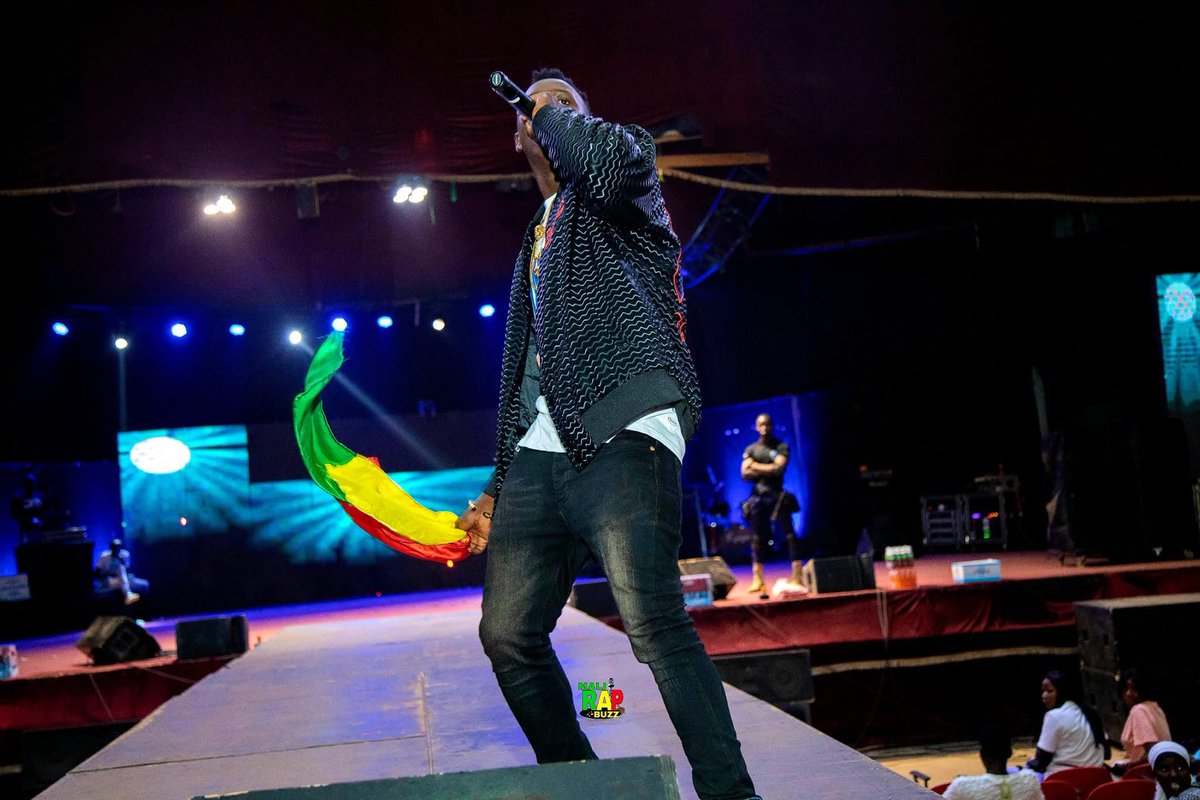 sekatofficiel's tweet image. NAZAR STUDIO🧿🎧🎤
Enregistrement/Mixage en qualité Pro
#NazarStudio
7, place du fer à cheval
31300 #TOULOUSE
#TypeBeat #Mixage #Mastering #Composition #soundtrack
Tel: 0659579449
@nazar_records🧿
@N3Fprod🎼🎹🎸🎶🎵
Réservations en ligne:
nazar-studio.com/r%C3%A9server-…
#Bassaly ⬇️🎵🎶