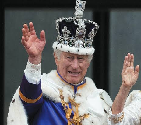 🚨URGENTE - STF custou R$ 897,6 milhões em 2024, 39% a mais que a realeza britânica, que custou R$ 645,1 milhões!