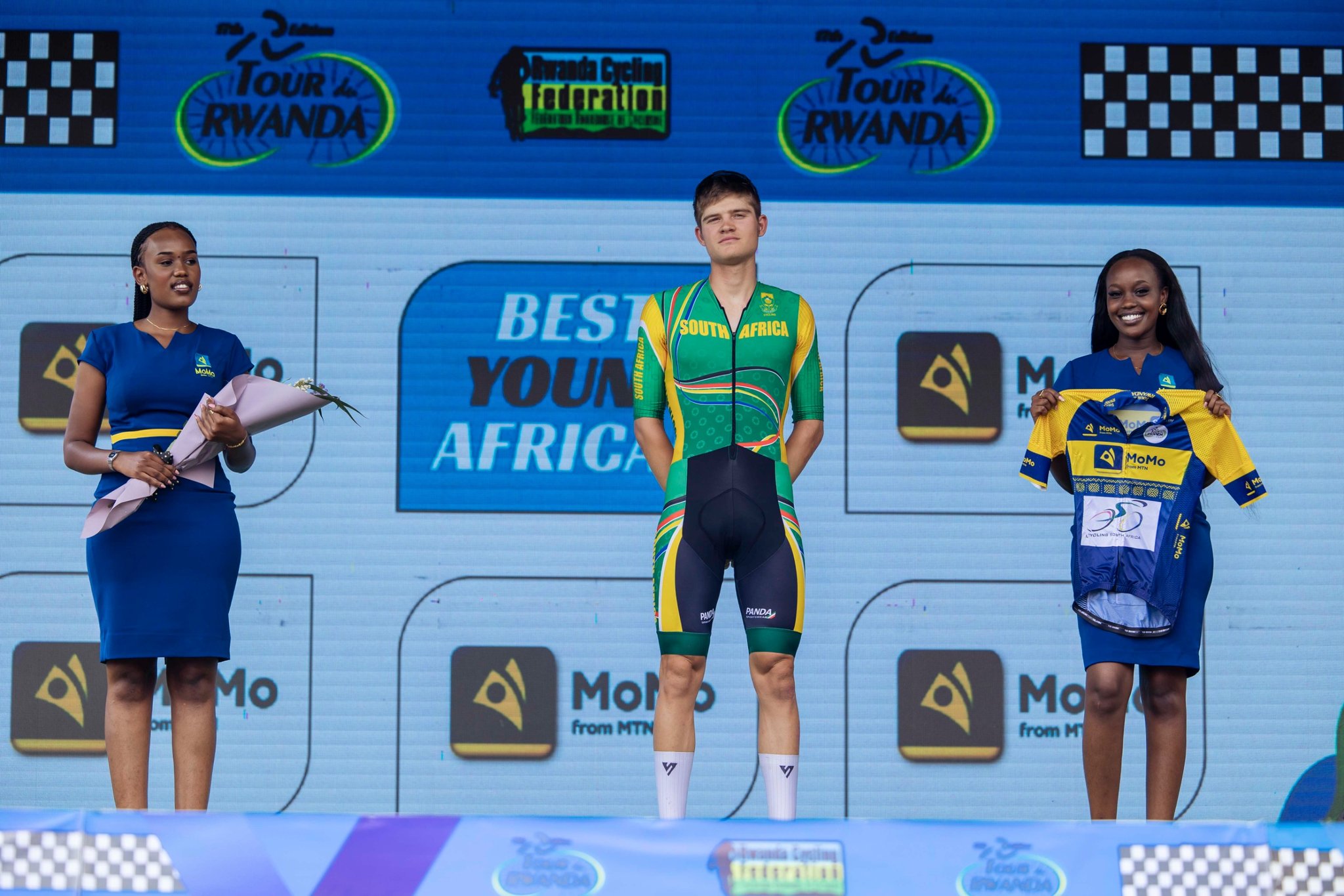 GkfcMQlW4AAIUdD?format=jpg&name=large