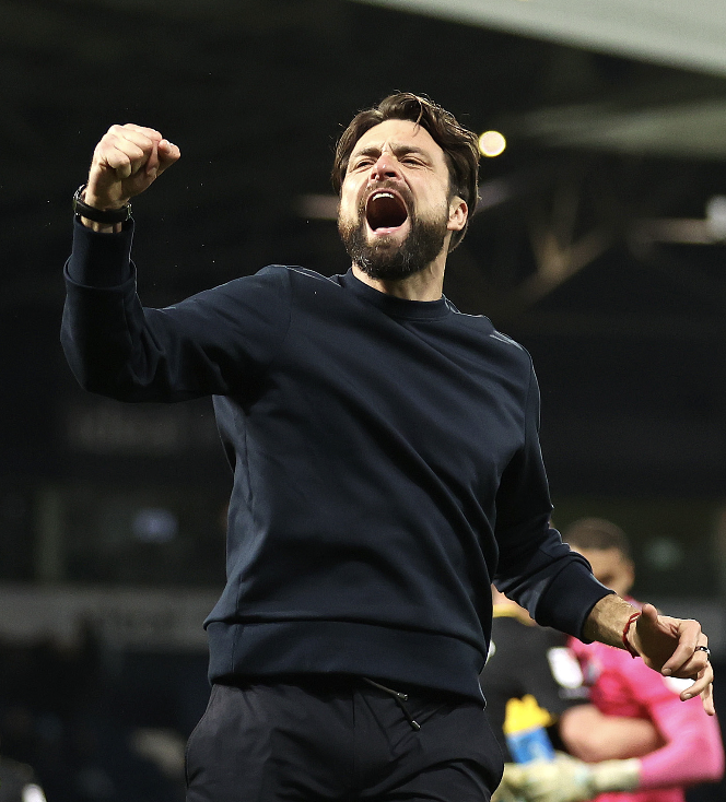 johnwalker_1986's tweet photo. Russell Martin - Total Football Option

Firstly have to put aside "Russell Martin - The Player" for us as he has self admittedly "He was shite" at Rangers. 

Instead lets focus on "Russell Martin - The Coach"

Had the pleasure of attending an SFA Event where he presented his very clear "Style of Play" in 433 at his clubs and how quickly he can implement it.

The previous 5 seasons, his club have been the best passers in each League Campaign:
2023/24: Southampton 69% - 1st
2022/23: Southampton 64% - 1st
2021/22: Swansea 63% - 1st
2020/21: Swansea 64% - 1st
2019/20: MK Dons 67% - 1st

They were also the most "Accurate Passers" in every season by at least 40 Passes per Game over 2nd.

He took over Southampton after relegation, 19 players left that summer & had to build an entire squad over the summer. 

Opening Day v Sheff Wednesday:
- 2-1 Win Away
- 23 Shots at Goal
- 7 Big Chances
- 80% Possession

That is the kind of instant impact we keep being told Clement needs time to build and its utter nonsense.

It's also not just passing the ball for the sake of, those teams have also featured in the Top 3 every season for:
- Chances Created
- Shots at Goal
- Big Chances Missed
- xG

He also massively develops players and the word he did with Matt O'Riley as a coach, at MK Dons to get him to Celtic should be noted for the type of impact he could have on Diomande, Raskin, Igamane, Jefte & Nsiala 

Additionally, Southampton had a Set-Piece Coach/Analyst and Russell Martin was very open and honest about how much time he spends on this and they were the best in Championship last season (Scoring from 14 Corners)

This is The Man For the Job & Available