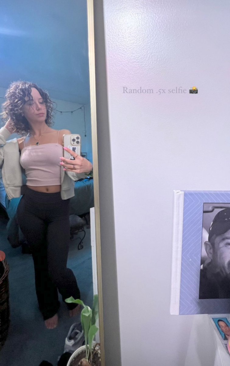 WankChatWM's tweet image. This slut is demanding to be used!!!
#cuck #nsfwtwt #gooner #exposed #submission #wankchat #cuckold