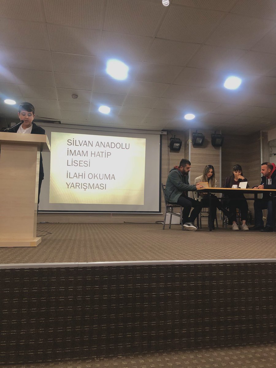 ImamSilvan's tweet photo. Okulumuzda Berat Kandili programı ve İlahi yarışmasından güzel kesitler emeği geçen öğretmenlerimize teşekkür ederiz ☺️
@tcmeb 
@Diyarbakirmem 
@SilvanMEM 
@Murat4Kucukali 
@ensaribulun https://t.co/L573W3PzRE