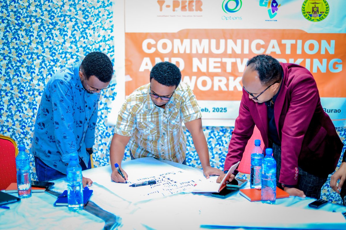 TGG_ALM_SL's tweet photo. Y-PEER, in partnership with Options Consultancy under the TGG/ALM project, wrapped up a two-day training focused on boosting communication and networking skills for small and medium grantees. #Somaliland #YPEER #TGGALM #Networking #Communication #Empowerment https://t.co/hTAtCckghP