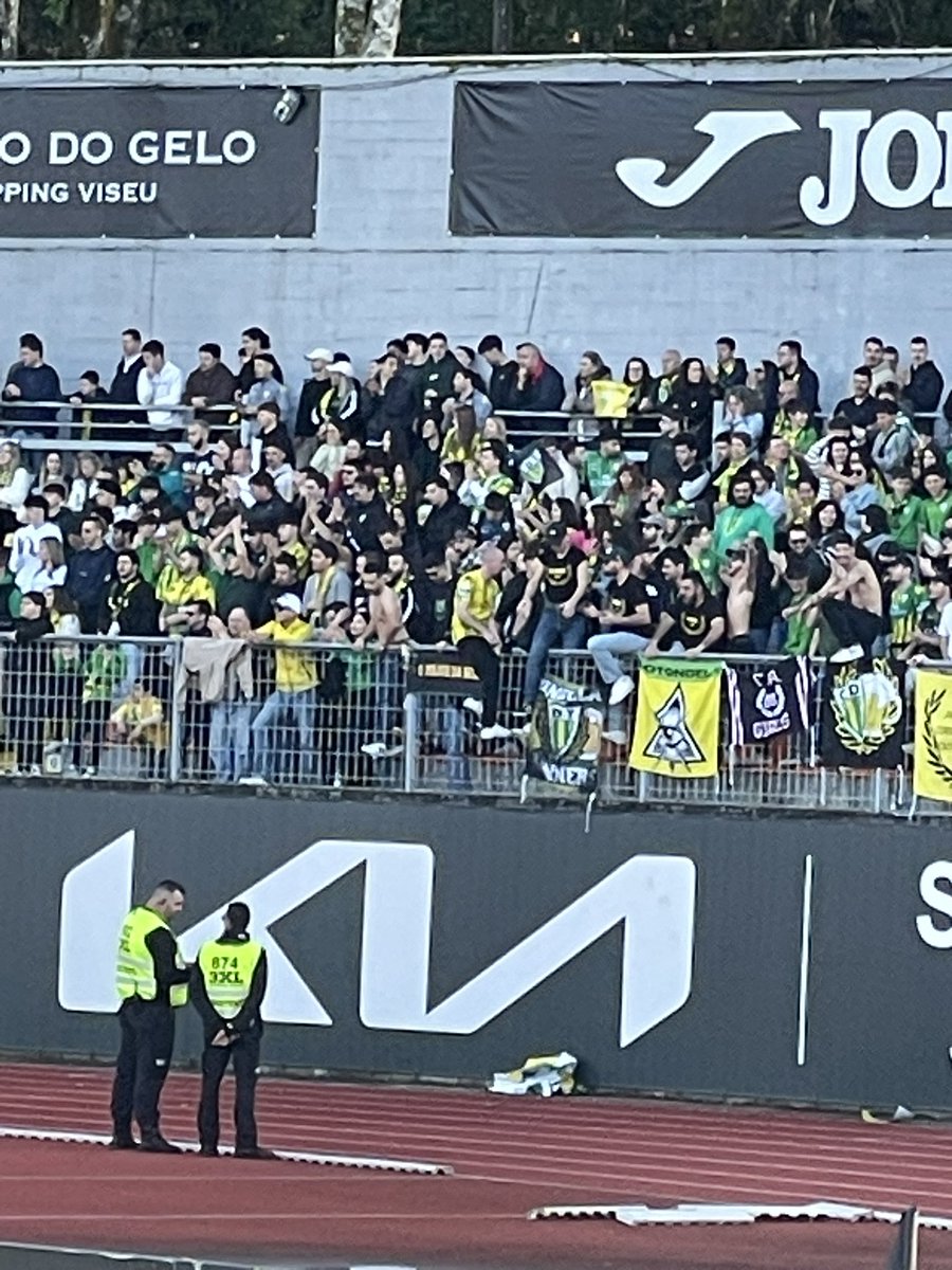 Olhem o careca mais conhecido de tondela <a href="/LeFateixa/">O Fateixa</a> 
Que linde 🫶🏻