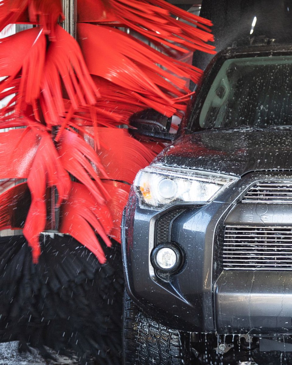 HomeRunMarkets's tweet image. Shine bright with #MajorLeagueCarWash! Experience high-performance wash detergents and top-tier surface protectants. 🚘✨