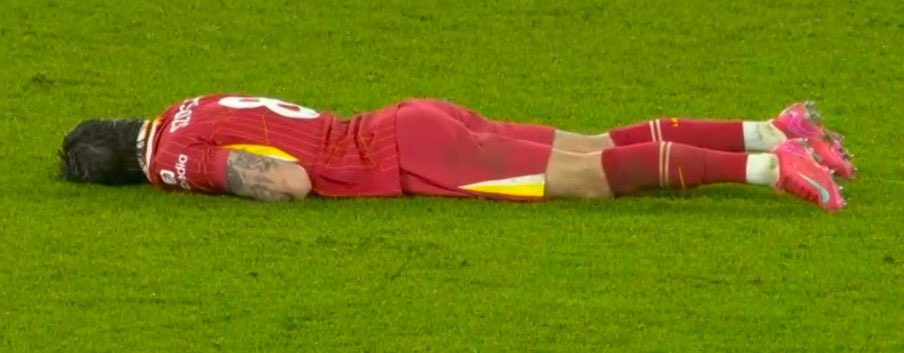 สภาพนักเตะกับแฟนบอลหลังจบเกม ไม่ต่างกัน