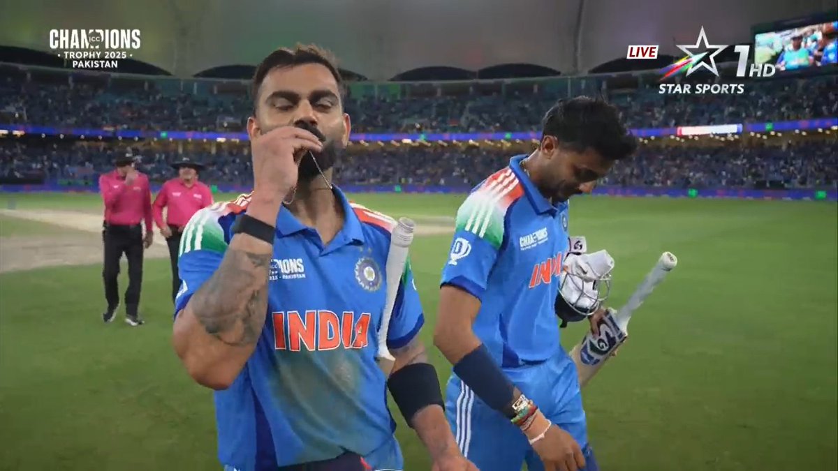 RCB 12th Man Army tweet media