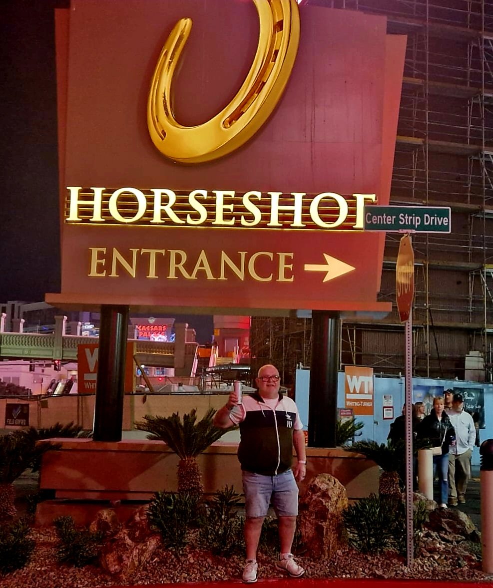 RaymieFitz's tweet image. Great few days in Vegas. Arrived home just in time for the good news from Ibrox 🫶🏼