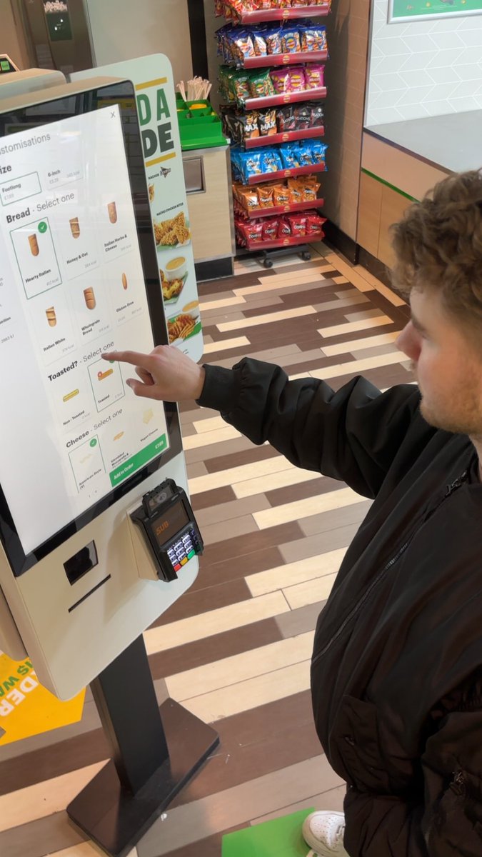 EDENINHO GOT BANNED tweet media