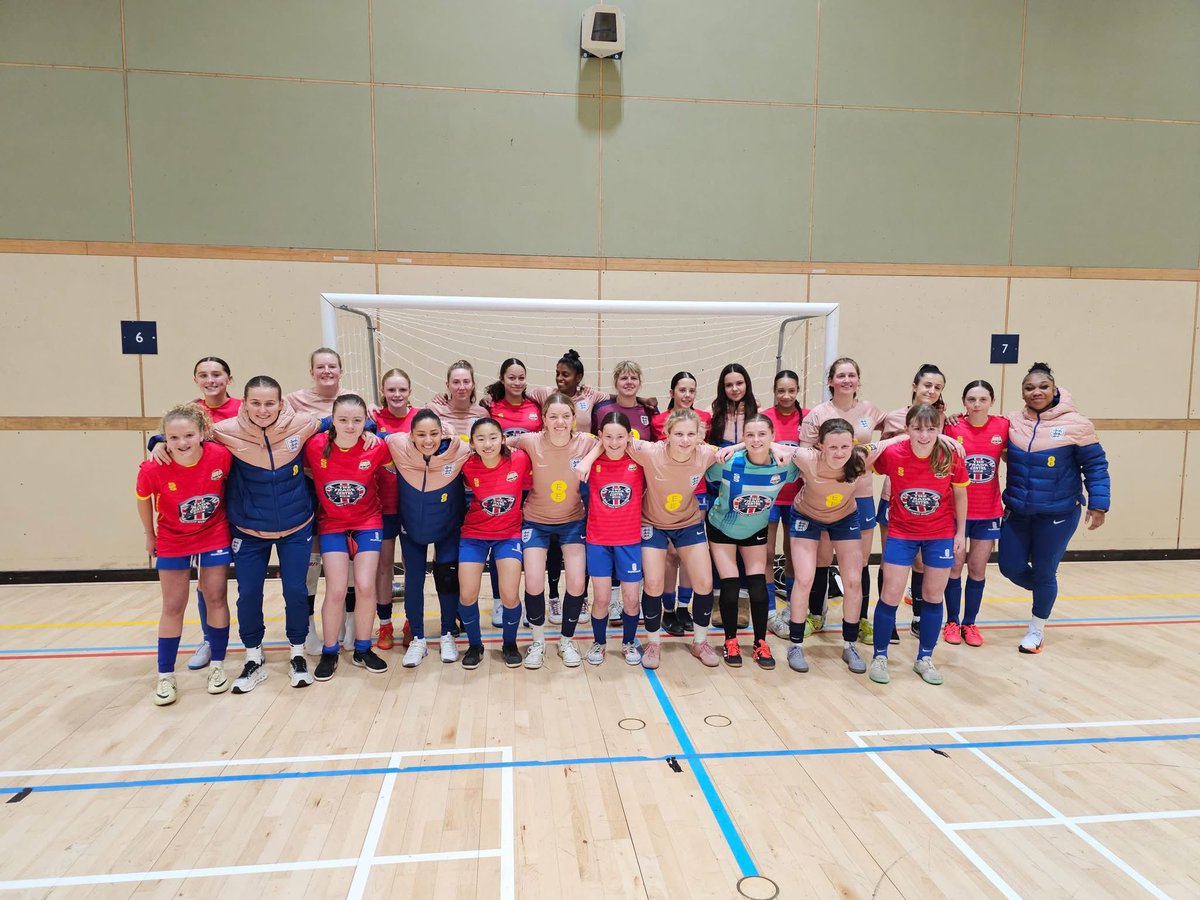 <a href="/salafutsalclub/">Sala Futsal Club</a>  massive development experience for the  girls to play against the <a href="/EnglandFutsal/">England Futsal</a> deaf team before they go off and compete in the World Cup ⚽️ Evie with POM again for some amazing saves 🧤💪🏻 <a href="/Neillucas777/">Neil Lucas 尼尔卢卡斯</a>